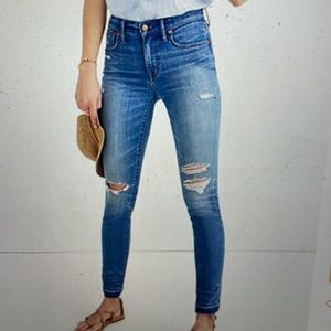 Madewell 9” High Rise Skinny Jeans Distressed